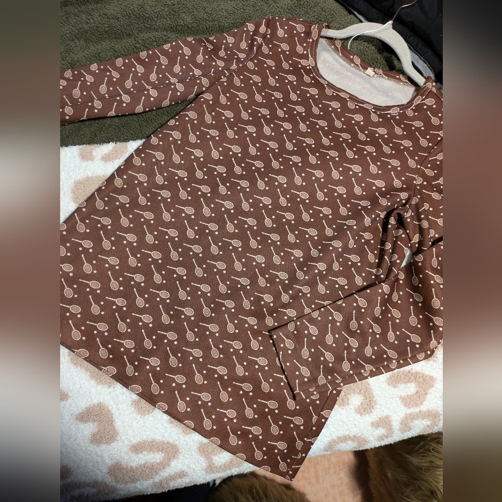 Rad tennis top!